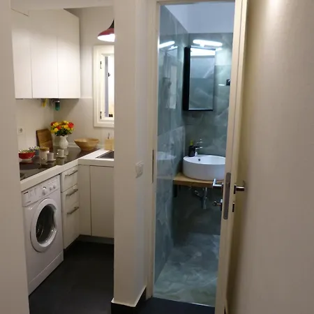 The Column Of Campo De' Fiori Rom